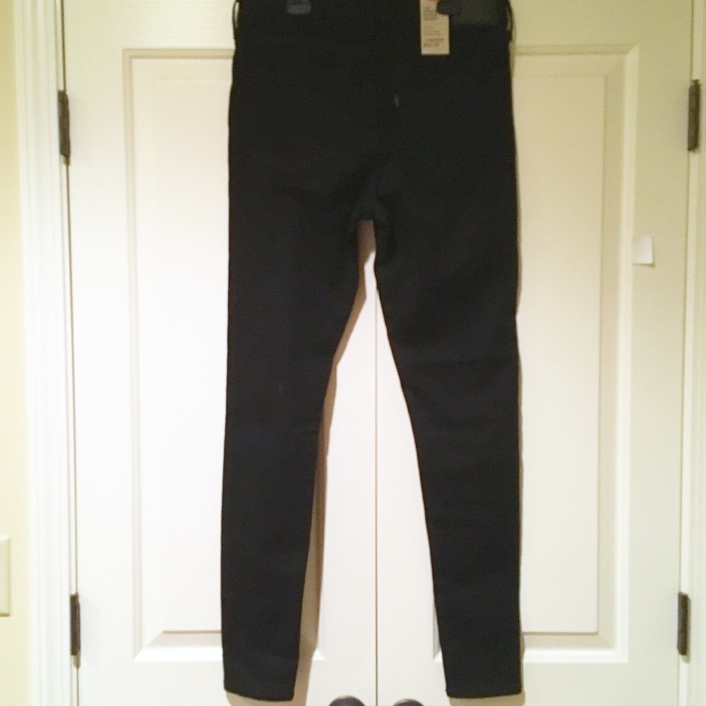 ✨NEW✨ Levi's High Rise Super Skinny Black Jeans - Picture 6 of 8